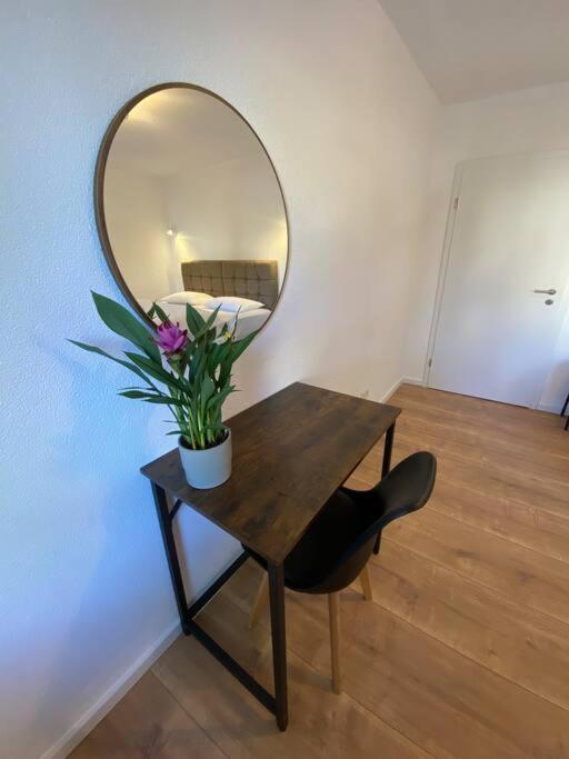 Nisay Home - 3 Room Apartment - A1 Людвигсбург Экстерьер фото