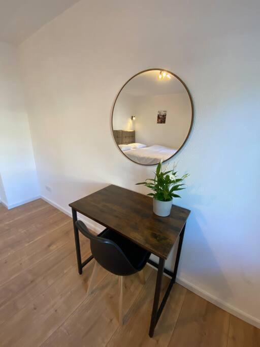 Nisay Home - 3 Room Apartment - A1 Людвигсбург Экстерьер фото