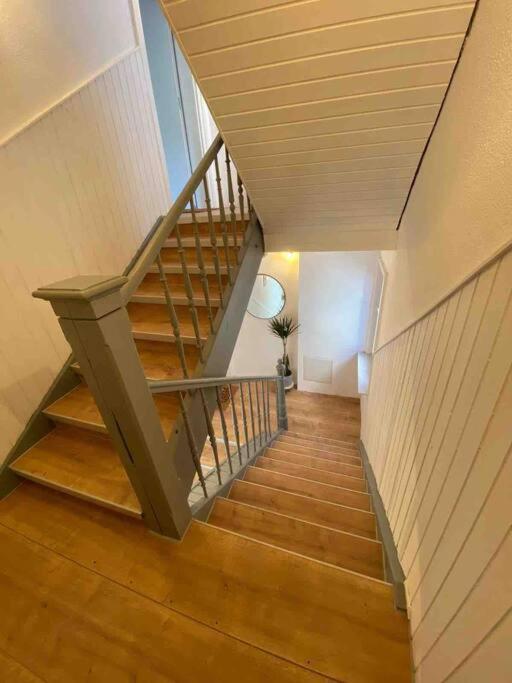 Nisay Home - 3 Room Apartment - A1 Людвигсбург Экстерьер фото
